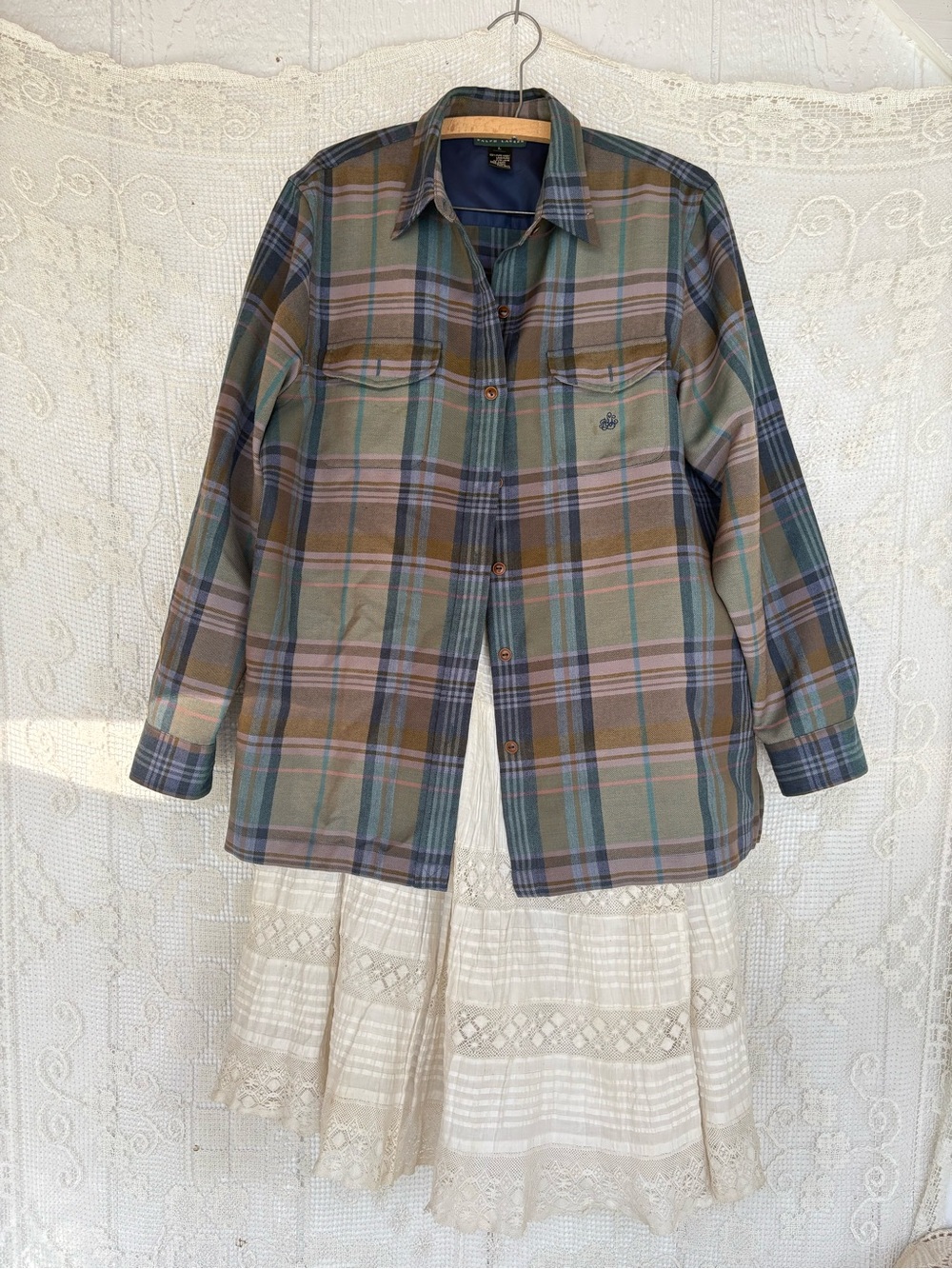 Ralph Lauren Plaid Button up 100%wool Shirt Large Has small spot